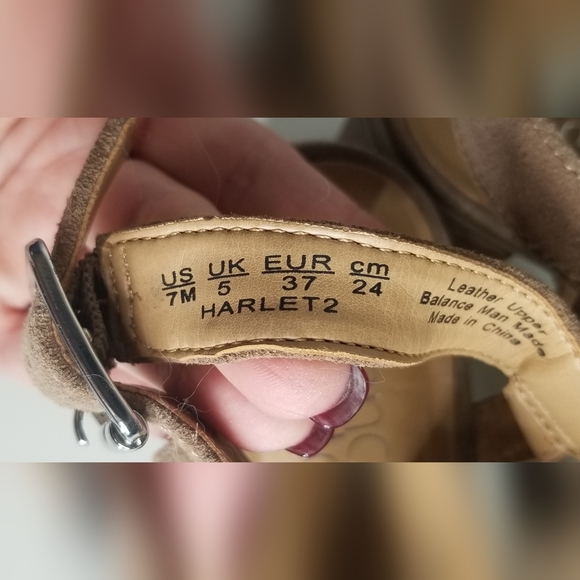 LIKE NEW Franco Sarto Suede Shoes - Picture 8 of 11